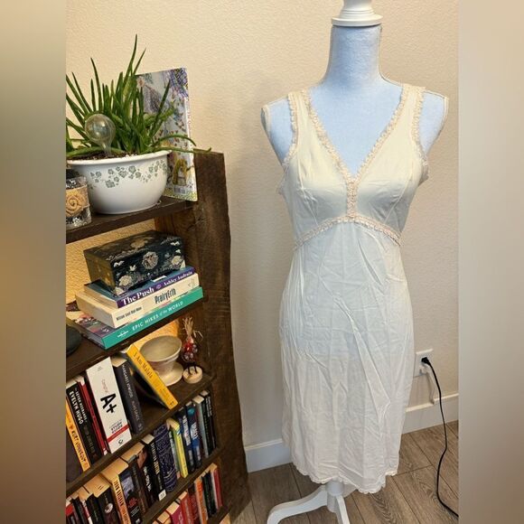 Vintage WonderMaid White Slip - Picture 2 of 6
